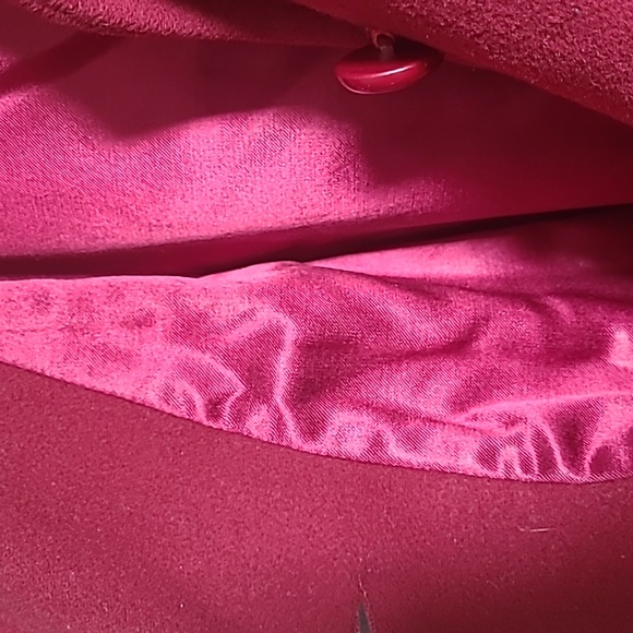 Deep Red Coat - Picture 11 of 11